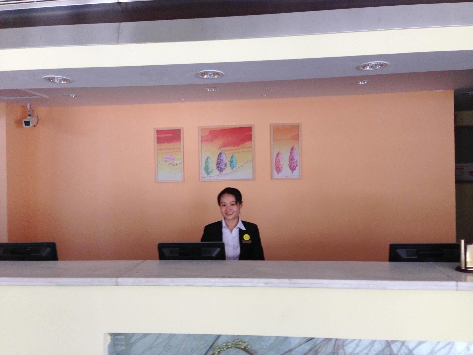 Homeinns Hotel Huizhou  Esterno foto