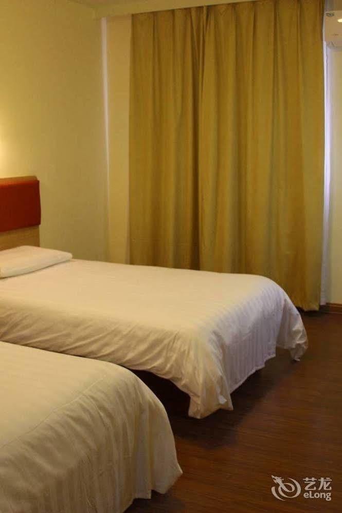 Homeinns Hotel Huizhou  Esterno foto